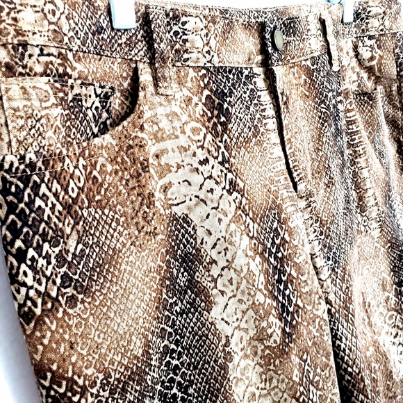 Lauren Ralph Lauren Petite Python Skinny Jeans - Picture 5 of 14